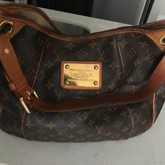 LOUIS VUITTON MONOGRAM GALLIERA PM - Picture 2 of 7